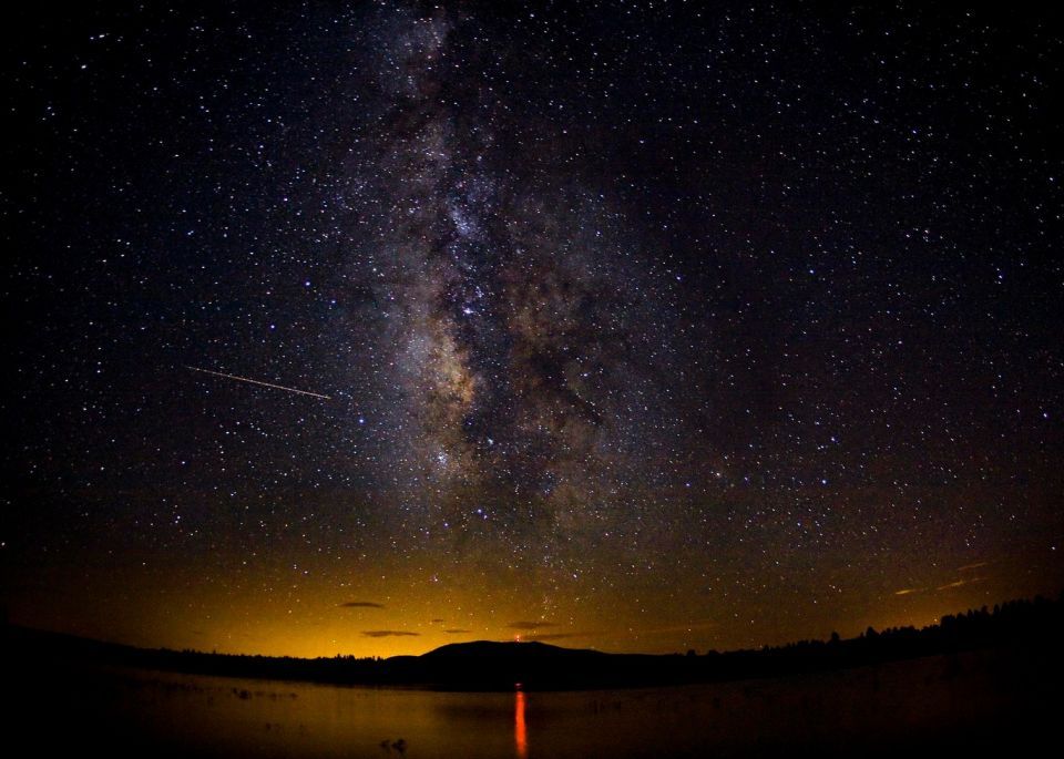 Primul fenomen astronomic al anului 2013: o ploaie de stele spectaculoasa Primul Fenomen Astronomic Al Anului 2013 O Ploaie De Stele Spectaculoasa