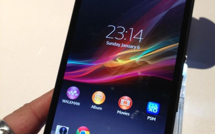 Sony Xperia Z Xperia Z Primele Fotografii Cu Supertelefonul Sony De La Ces 2013
