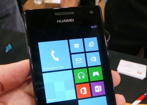 Huawei Ascend W1, primul smartphone chinezesc cu Windows Phone 8 Huawei Ascend W1 Primul Smartphone Chinezesc Cu Windows Phone 8 4