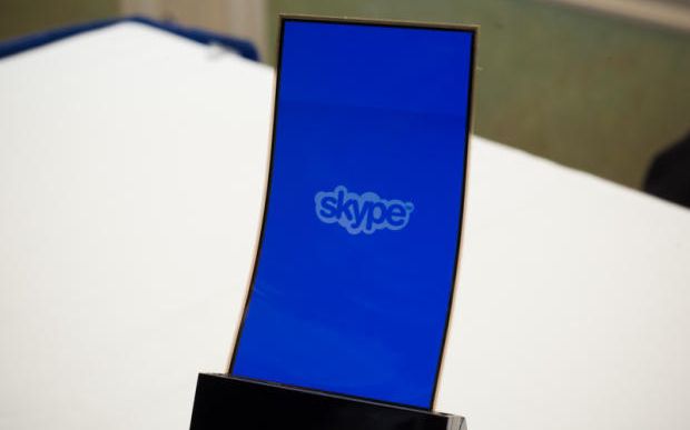 ecran flexibil Samsung Video Samsung Prezinta Display Ul Flexibil Pentru Telefoane Si Tablete