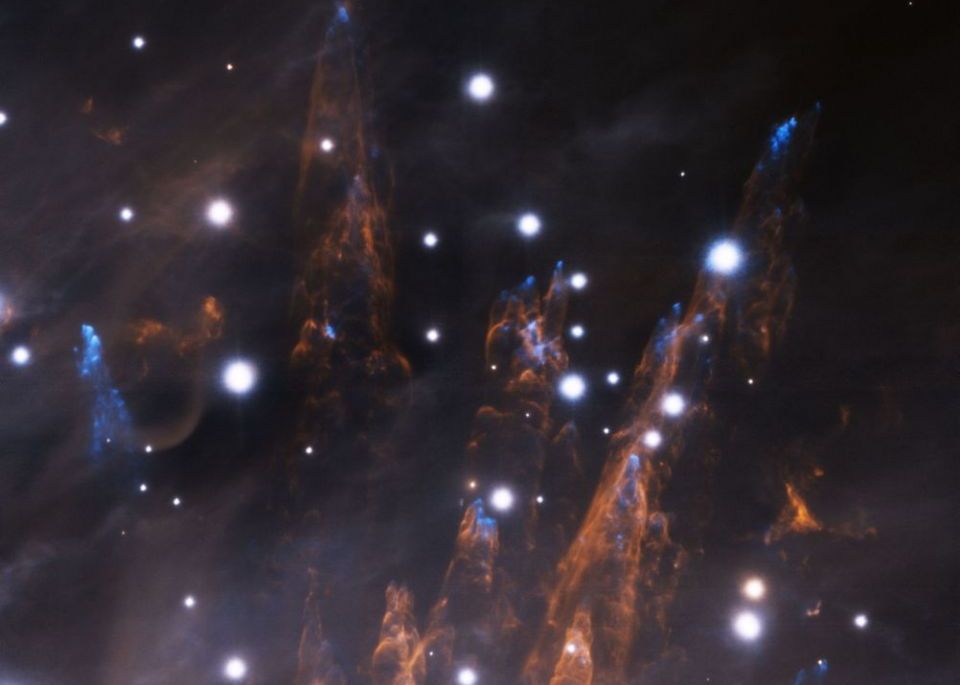 Gloante cosmice fotografiate de astronomi. Se deplaseaza cu viteze supersonice si distrug totul in cale Gloante Cosmice Fotografiate De Astronomi Se Deplaseaza Cu Viteze Supersonice Si Distrug Totul In Cale