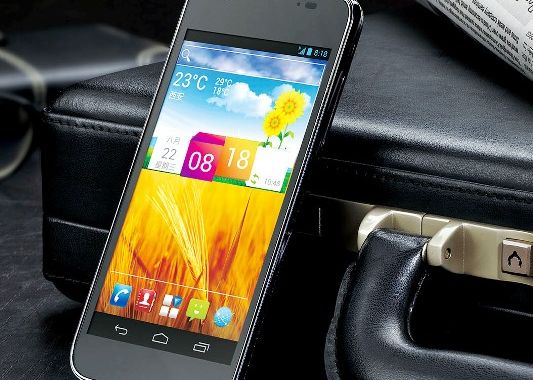 ZTE Grand Era Zte Grand Era Cel Mai Subtire Teleon Quad Core Din Lume