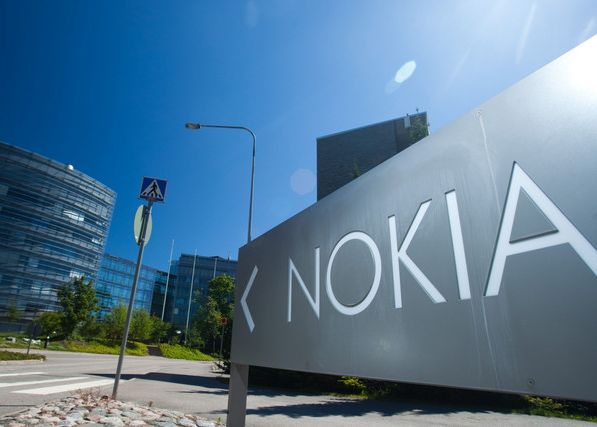 Nokia Nokia Inregistreaza Pierderi De Miliarde De Euro Ce Decizie A Luat Compania