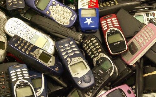 Ai un telefon vechi? Orange iti da pana la 400 de euro pe el Ai Un Telefon Vechi Orange Iti Da Pana La 400 De Euro Pe El