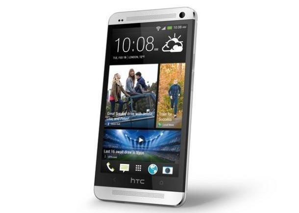 HTC One, un telefon superb care bate la specificatii iPhone 5 Htc One
