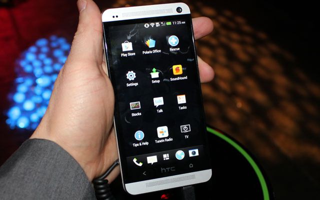 HTC One si tehnologia UltraPixel. Cat de buna e camera foto de doar 4 MP a telefonului? Htc One Cu Tehnologia Ultrapixel Cat De Buna E Camera Foto A Telefonului