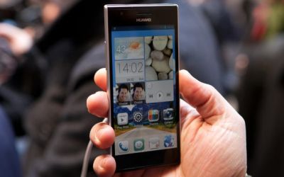 Huawei Ascend P2, cel mai rapid smartphone 4G din lume. Viteza de download incredibila