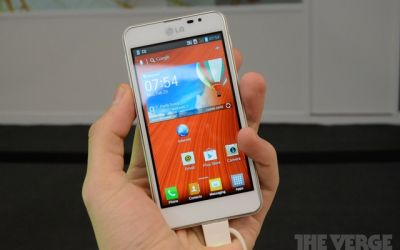 MWC 2013. LG a lansat Optimus F5. George Buhnici prezinta primele imagini VIDEO