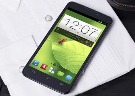 ZTE Grand Memo, lansat la Barcelona. Chinezii au mizat pe un ecran mare Zte Grand Memo Lansat La Barcelona Chinezii Au Mizat Pe Un Ecran Mare