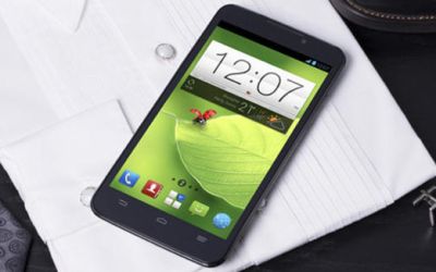 ZTE Grand Memo, lansat la Barcelona. Chinezii au mizat pe un ecran mare