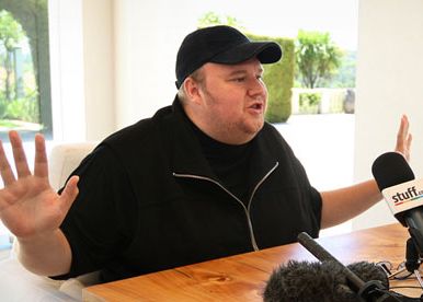 Fondatorul Megaupload este tot mai aproape de extradarea in Statele Unite Fondatorul Megaupload Este Tot Mai Aproape De Extradarea In Statele Unite