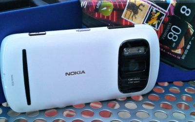 Nokia foloseste nanotehnologia pentru a crea un telefon revolutionar