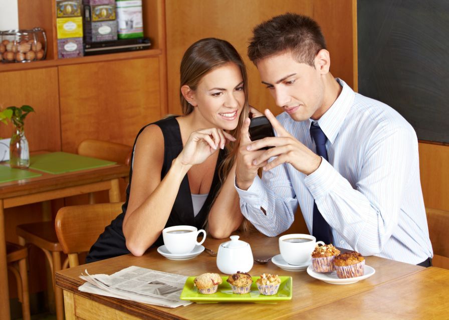 Aplicatia de mobil care iti face cafeaua e noua senzatie pe Internet Aplicatia De Mobil Care Iti Face Cafeaua Face Senzatie Pe Internet