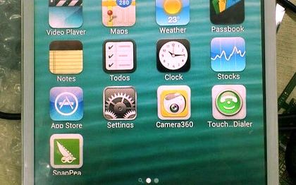 Daca nu te-ai uita cu atentie, nu ti-ai da seama ca acesta este un iPad Mini contrafacut. Foto Daca Nu Te Ai Uita Cu Atentie Nu Ti Ai Da Seama Ca Acesta Este Un Ipad Mini Contrafacut Foto