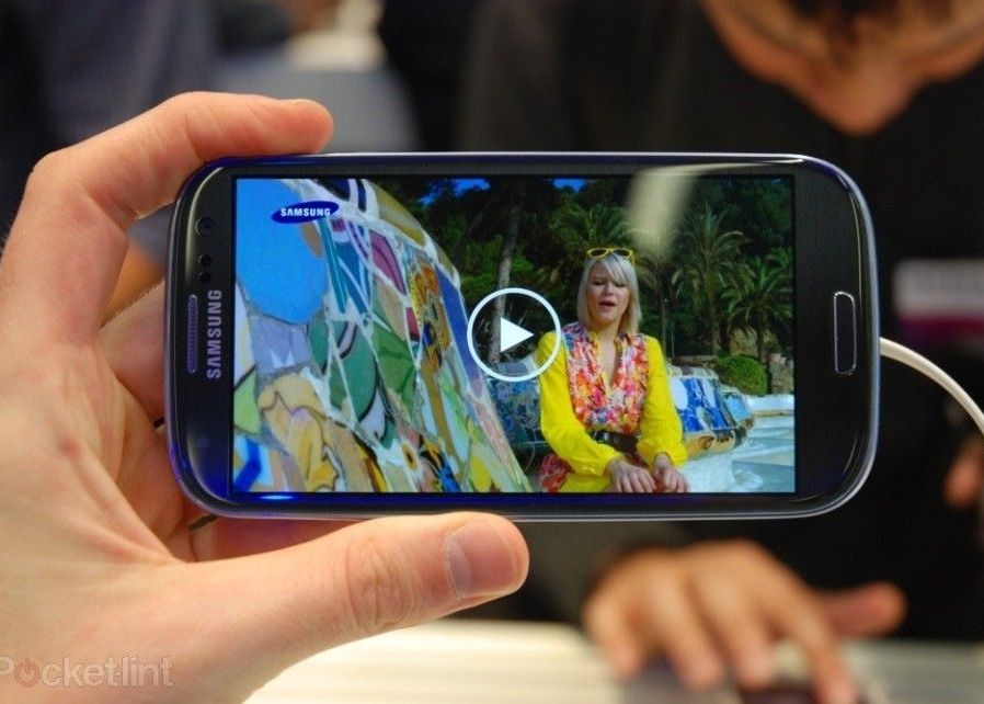 Eroare grava la Samsung Galaxy SIII. Cum deblochezi ecranul oricarui telefon in 8 secunde Eroare Grava La Samsung Galaxy Siii Cum Deblochezi Ecranul Oricarui Telefon In 8 Secunde