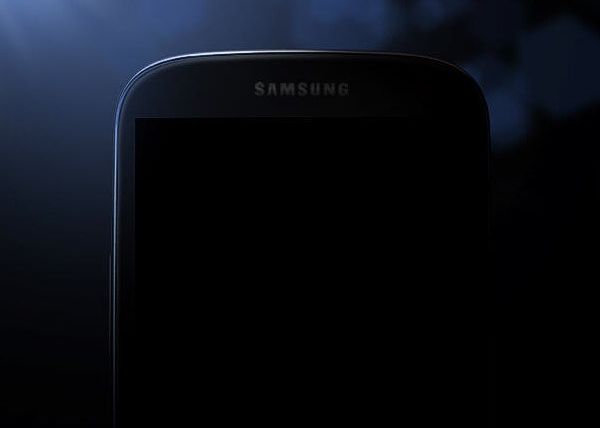 Samsung Galaxy S4, surprins intr-o imagine misterioasa. Ce stim despre telefon Samsung Galaxy S4 Surprins Intr O Imagine Misterioasa Ce Stim Despre Telefon