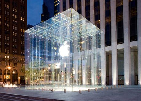UE analizeaza contractele incheiate de Apple cu mai multi operatori telecom pentru iPhone Ue Analizeaza Contractele Incheiate De Apple Cu Mai Multi Operatori Telecom Pentru Iphone