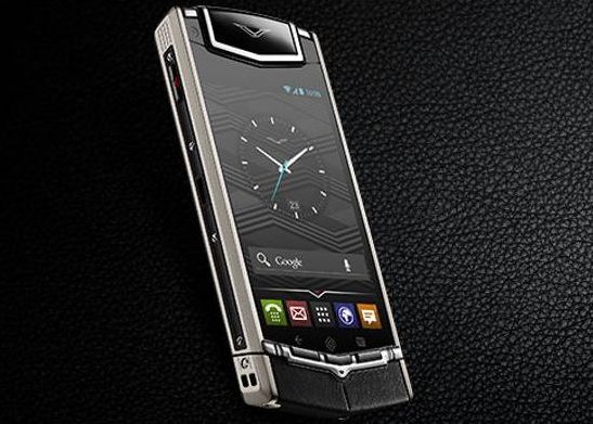 iLikeIT. Vertu Ti, lansat in Romania. Telefonul cu rubine, titan si piele de la Cercul Polar Ilikeit Vertu Ti Lansat In Romania Telefonul Cu Rubine Titan Si Piele De La Cercul Polar 1