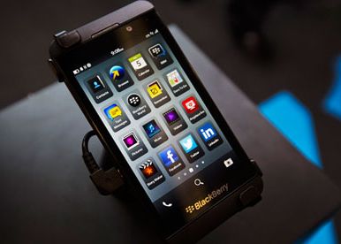 Z10 a ajutat Blackberry sa revina pe profit Z10 A Ajutat Blackberry Sa Revina Pe Profit