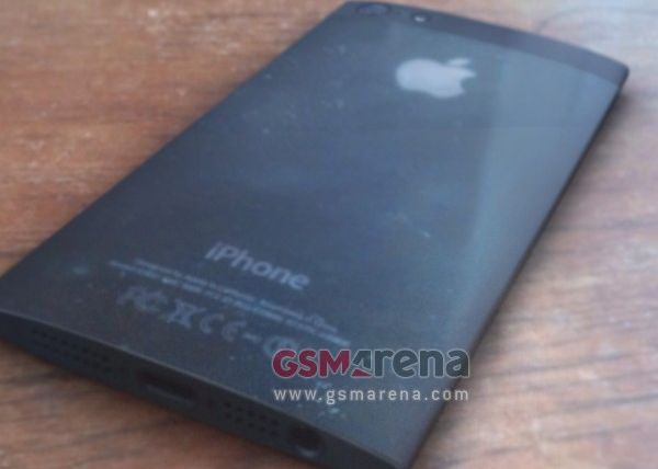 iPhone 5S: Poze cu un prototip au aparut pe Internet Iphone 5s Poze Cu Un Prototip Au Aparut Pe Internet