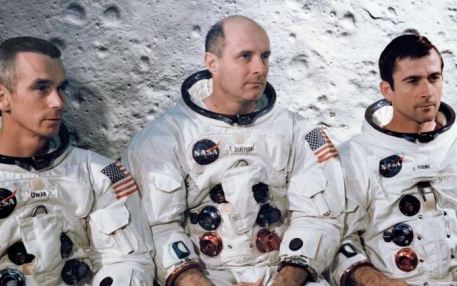 Problema lumeasca in spatiu, in timpul misiunii Apollo 10 Transcrierile Discutiilor Din Timpul Misiunii Apollo 10 Dezvaluie Situatiile Hilare Din Viata De Zi Cu