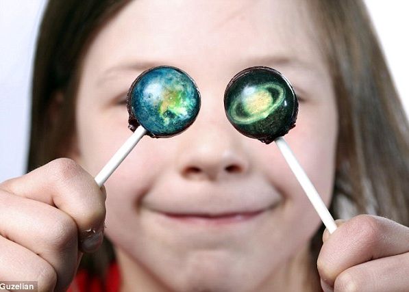 Sistemul Solar, explicat copiilor cu ajutorul unor acadele Sistemul Solar Vazut Cu Ajutorul Unor Acadele