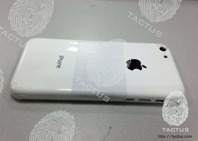 Imaginea scapata pe internet cu viitorul iPhone low-cost. Cum ar putea arata Imaginea Scapata Pe Internet Cu Viitorul Iphone Low Cost Cum Ar Putea Arata