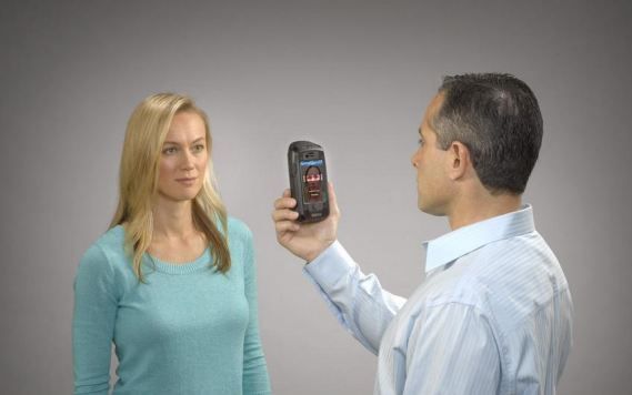 Aplicatia care transforma smartphone-ul intr-un scanner pentru determinarea identitatii Aplicatia Care Transforma Smartphone Ul Intr Un Scanner Pentru Determinarea Identitatii 1