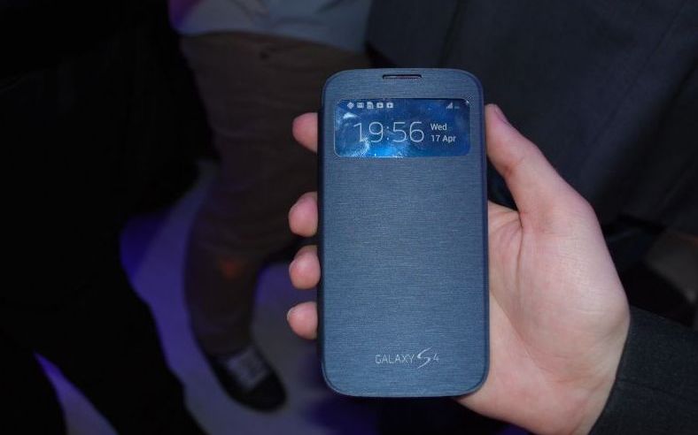 samsung galaxy s4 Cel Mai Scump Galaxy S4 Din Lume Ce Are In Plus Telefonul De 2 000 De Euro 2