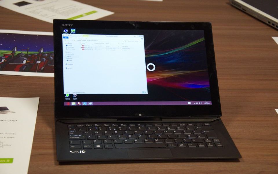 Sony VAIO Duo 13 Sony Vaio Duo 13 Noul Hibrid Ultrabook Tableta A Ajuns In Tara Noastra