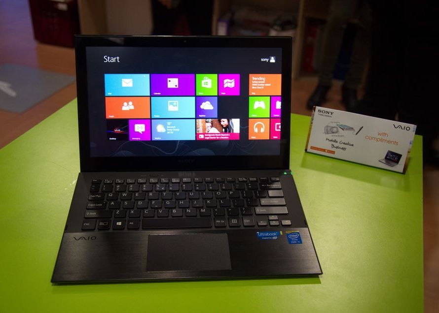 Sony VAIO Pro Cel Mai Usor Ultrabook Din Lume A Ajuns In Romania Sony Vaio Pro