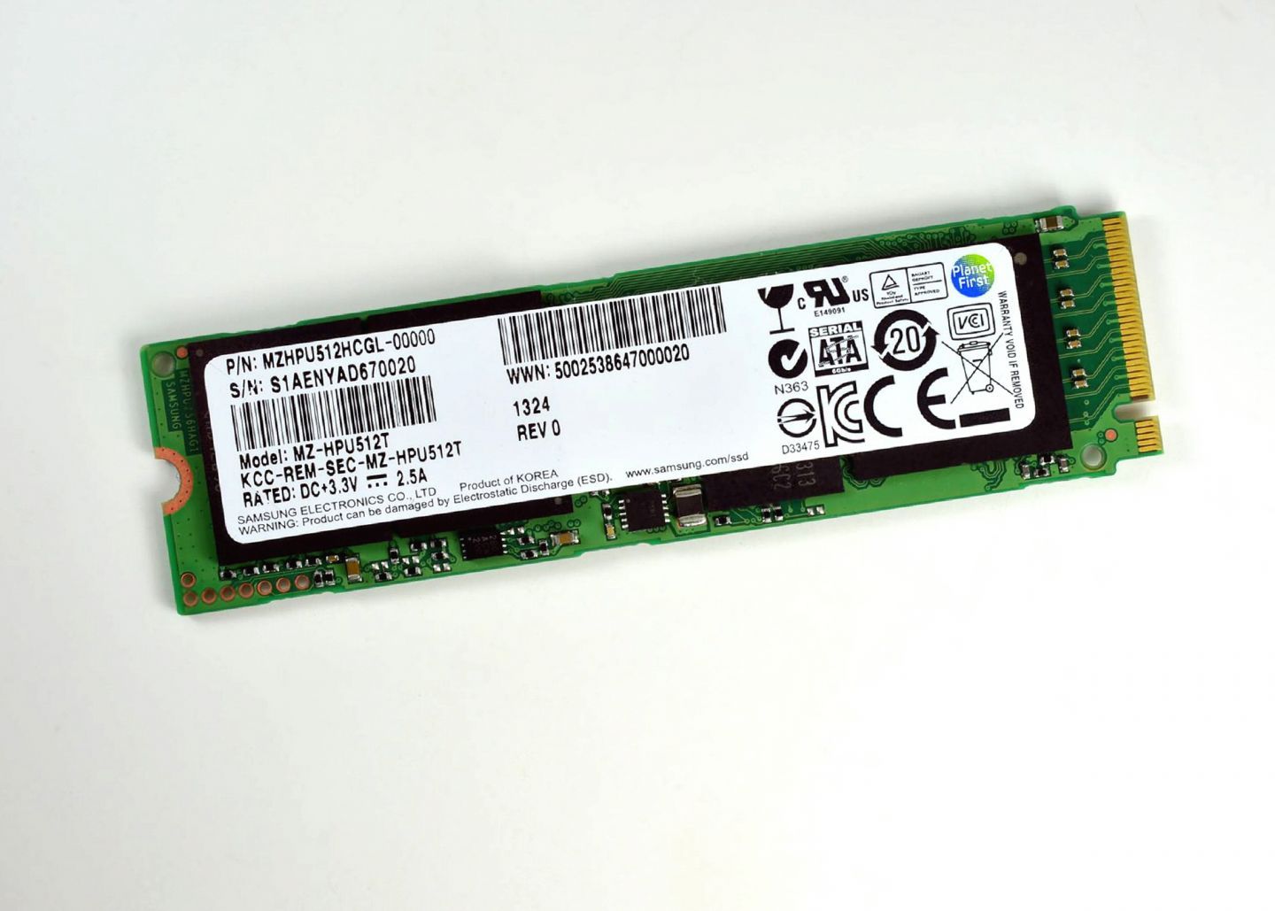 Samsung anunta extinderea productiei pentru primul PCI-Express SSD Samsung Anunta Extinderea Productiei Pentru Primul Pci Express Ssd