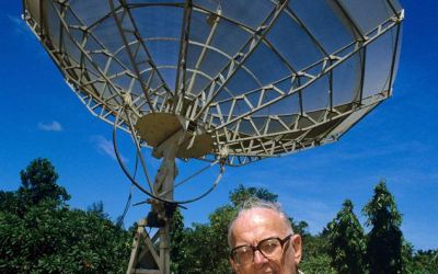 O mostra ADN a celebrului scriitor SF Arthur C. Clarke va fi lansata in spatiu