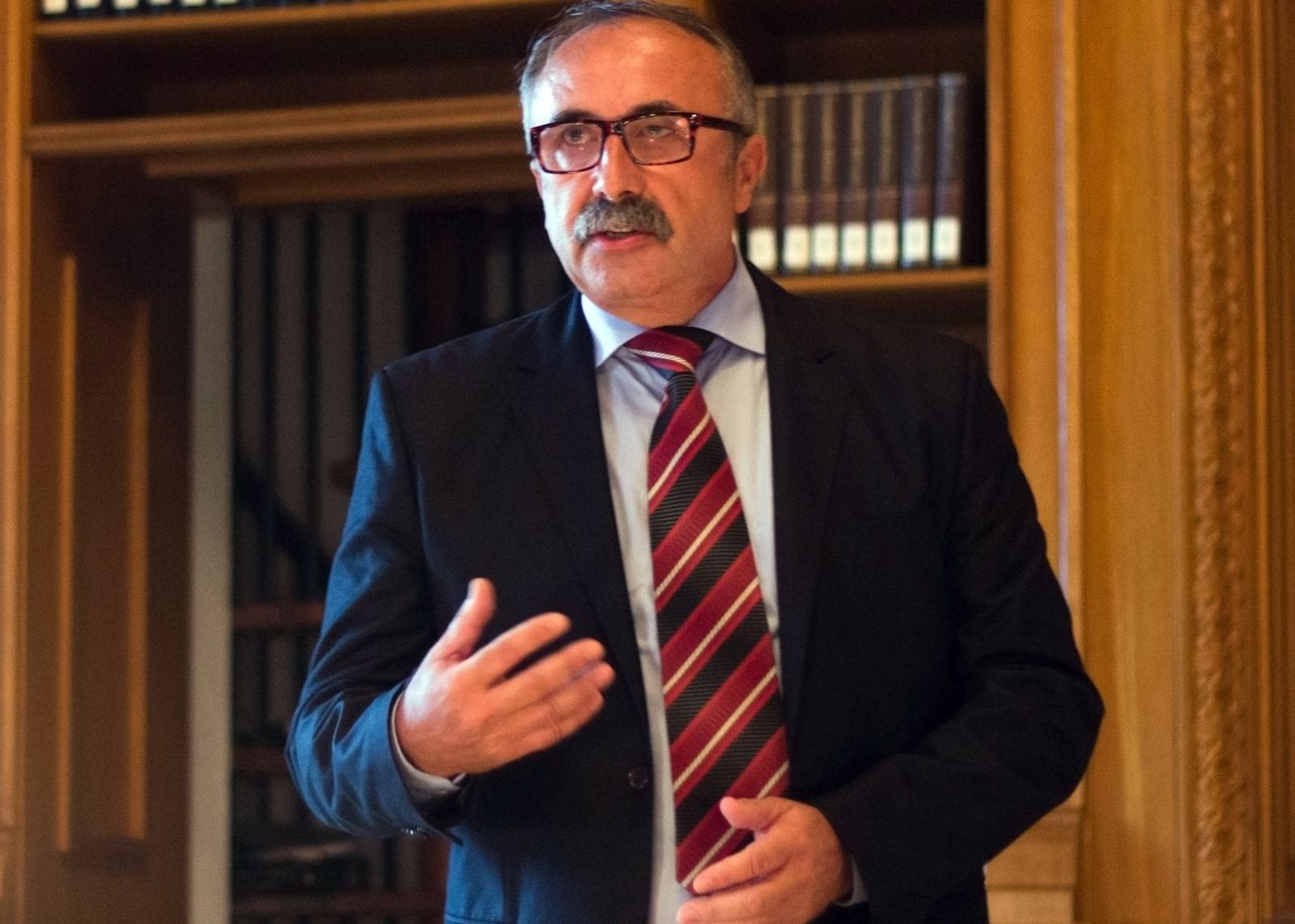 Cel Mai Important Gadget Produs Vreodata Se Prabuseste Industria Are Un Nou Lider