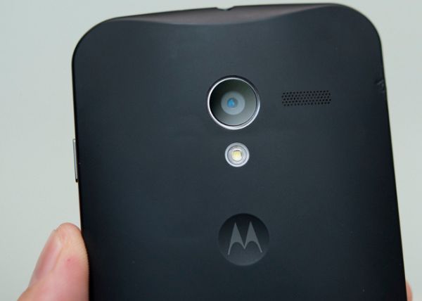 Seful Google Surprins Cu Telefonul Inca Nelansat Motorola Moto X Video