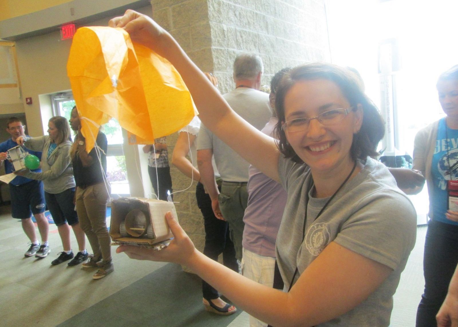 O Profesoara Din Oradea A Luat Lectii De La Specialisti Nasa