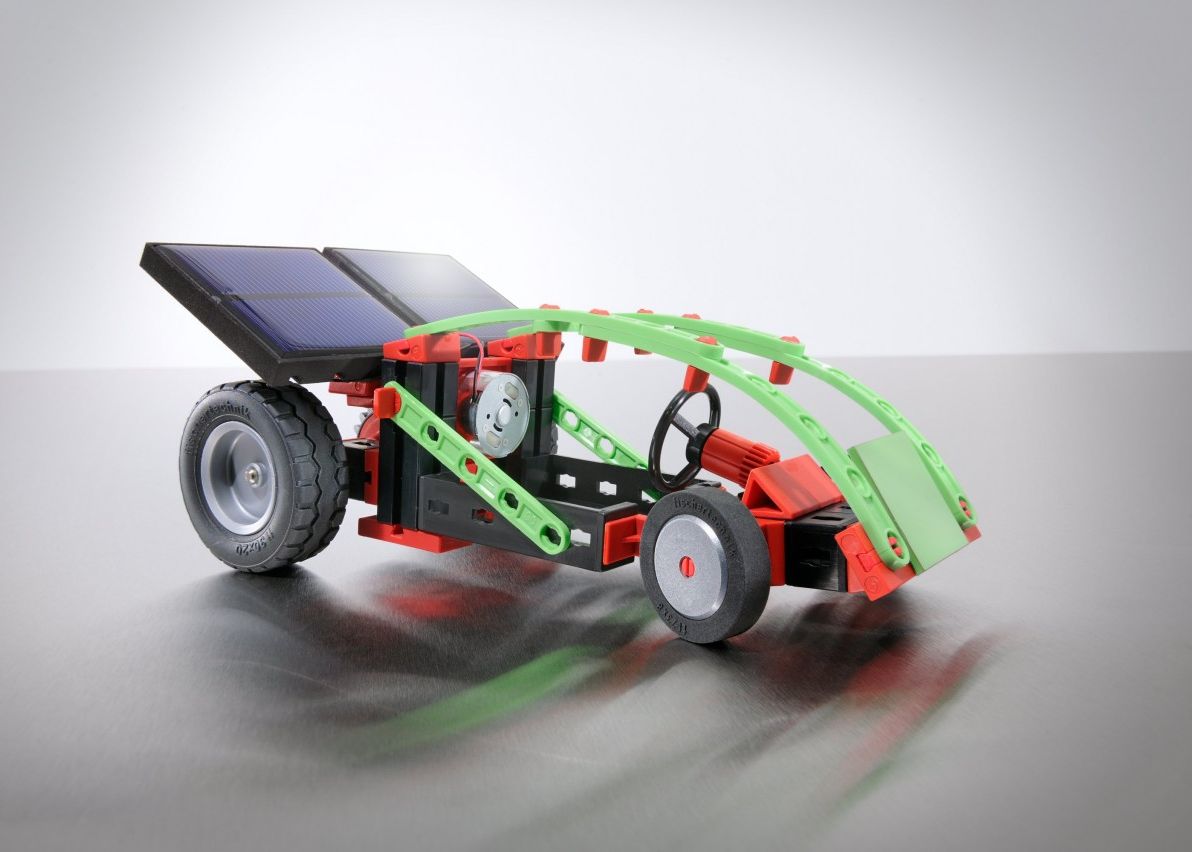 Jucariile Fischertechnik Ajung In Romania