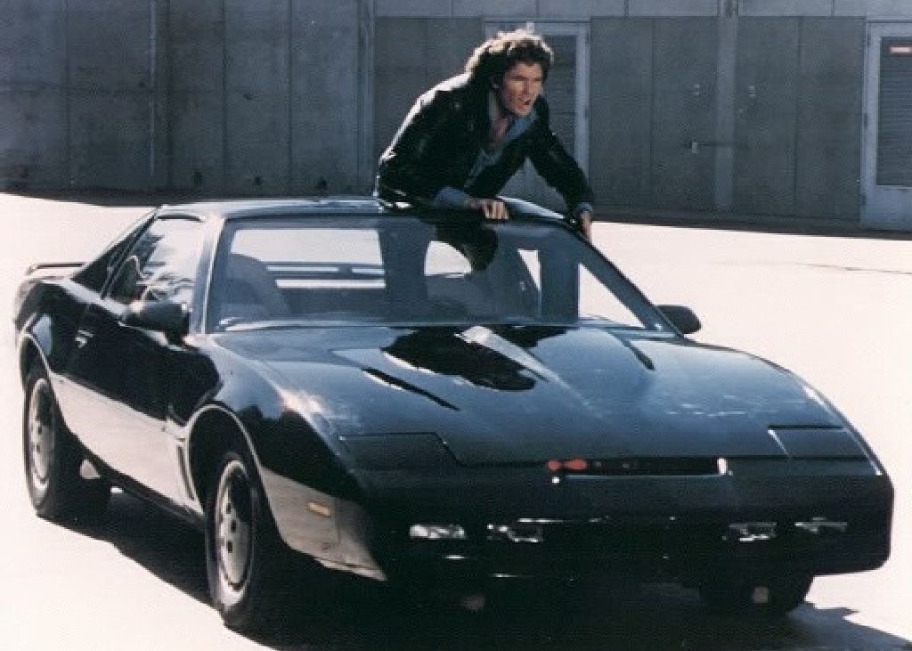 Masina viitorului va discuta cu tine. Cum te cearta daca mergi prea tare Masina Viitorului Va Discuta Cu Tine Cum Te Cearta Daca Mergi Prea Tare