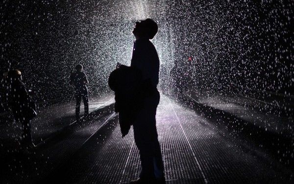 Mergi prin ploaie fara sa te uzi. Cea mai cool loc de vizitat al momentului Mergi Prin Ploaie Fara Sa Te Uzi Cea Mai Cool Loc Al Momentului