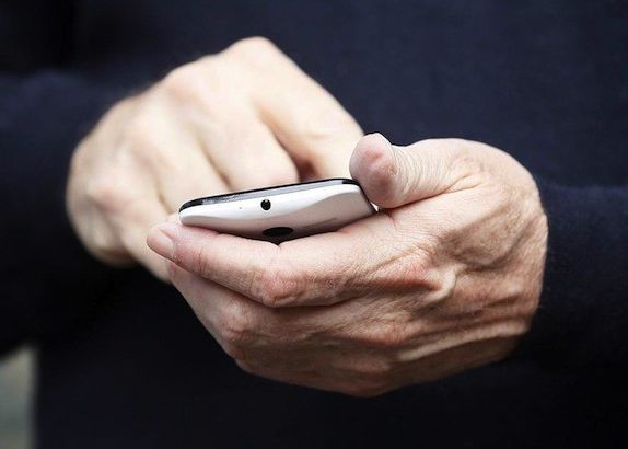 Motorola Moto X Un Video Hands On A Aparut Pe Internet Avem Si Informatii Despre Pret