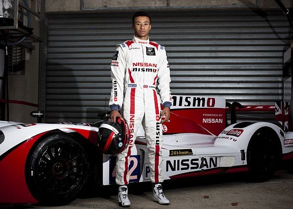 Ambitia Conteaza Adolescentul Care S A Antrenat Pe Jocuri Video A Ajuns Pe Circuitul Le Mans