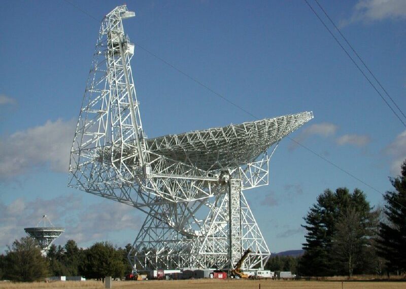 Orasul In Care Telefoanele Mobile Televizoarele Si Radioul Sunt Interzise