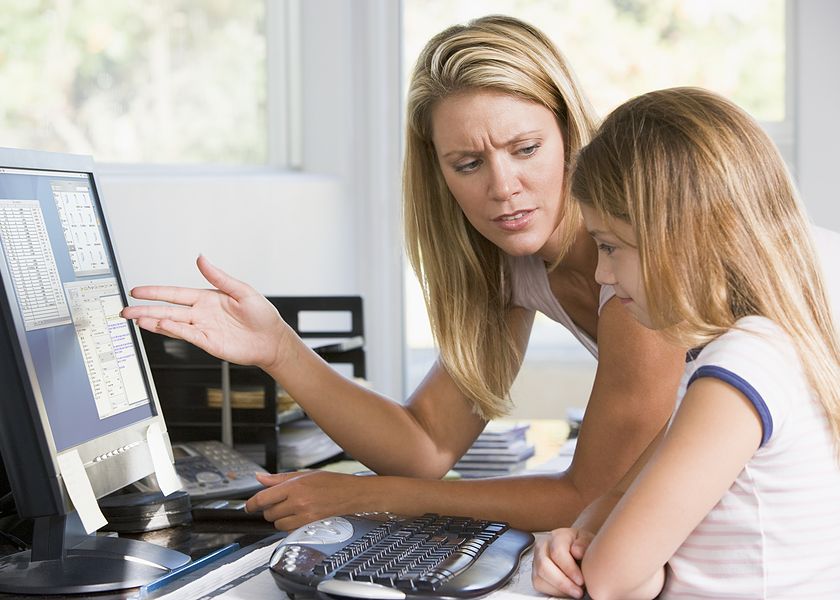 Parintii sunt avertizati cu privire la siguranta online a copiilor lor Parintii Sunt Avertizati Cu Privire La Siguranta Online A Copiilor Lor