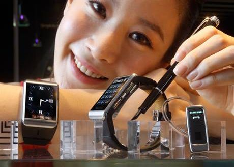 Ceasul smart al celor de la Samsung va fi lansat pe 4 septembrie Ceasul Smart Al Celor De La Samsung Va Fi Lansat Pe 4 Septembrie