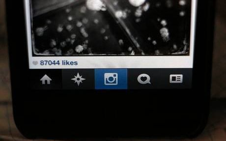 Zeus Virusul De Instagram Care Vinde Like Urile Si Followerii Utilizatorilor