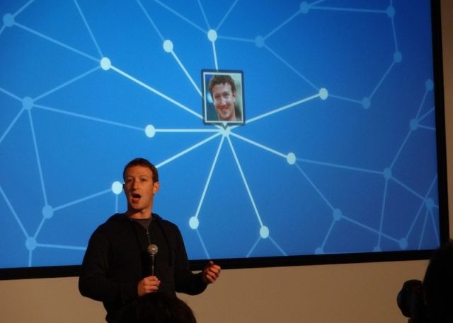 Doua Treimi Din Locuitorii Planetei Nu Au Net Fondatorul Facebook Vrea Sa Schimbe Asta Iata Cum Video