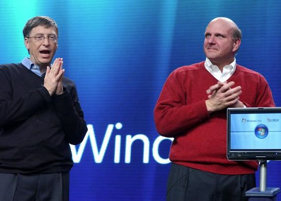 Se Cauta Sef Pentru Microsoft Bill Gates Nu Va Intoarce