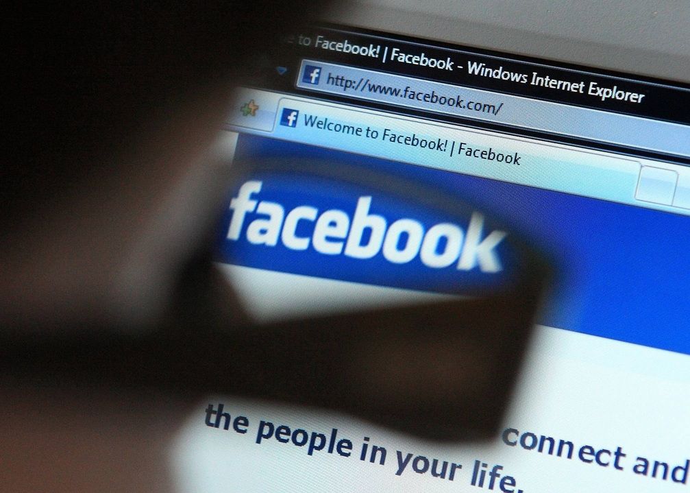 Facebook Isi Imbunatateste Serviciul Foto