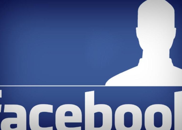 Cei care intra pe Facebook sunt dornici sa obtina aprecierea celor din jur Cei Care Intra Pe Facebook Sunt Dornici Sa Obtina Aprecierea Celor Din Jur