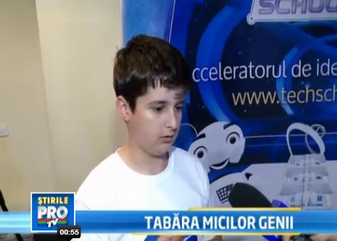 Ce fac 22 de genii in sase zile, in Tabara Smart Nation de la Bran? Helpy, robotul de care ar avea nevoie fiecare dintre noi Ce Fac 22 De Genii In Sase Zile In Tabara Smart Nation De La Bran Helpy Robotul De Care Ar Avea Nevoie